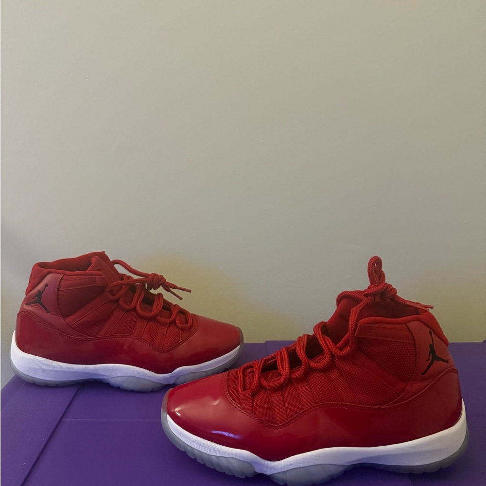 Jordan 11 Win Like 96 Size 10